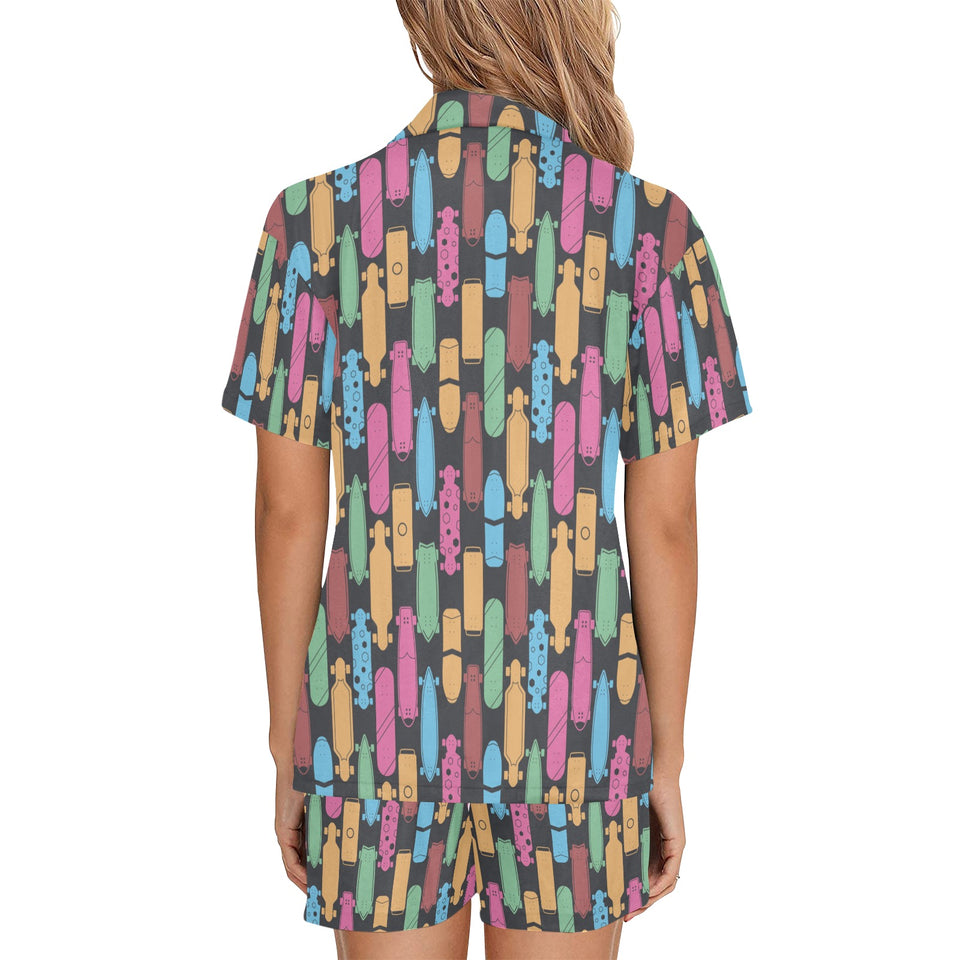 Skate Board Pattern Print Design 02 Women's V-Neck Short Pajama Set
