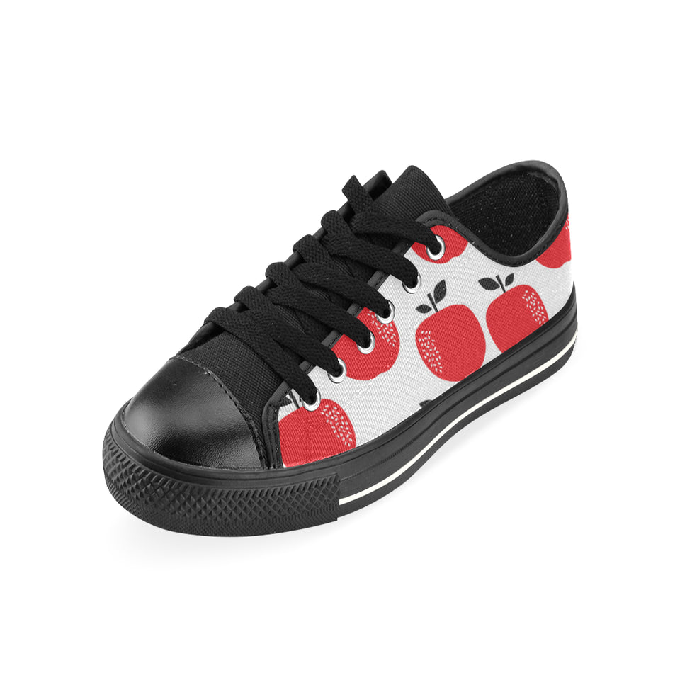 red apples white background Men's Low Top Canvas Shoes Black