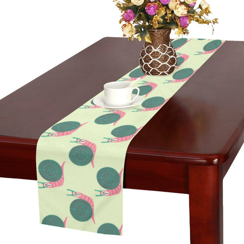 Snail Pattern Print Design 04 Table Runner