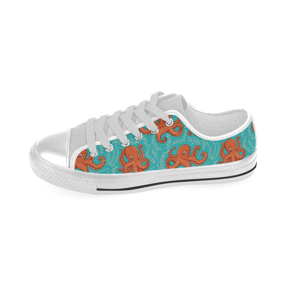 Octopus turquoise background Men's Low Top Canvas Shoes White