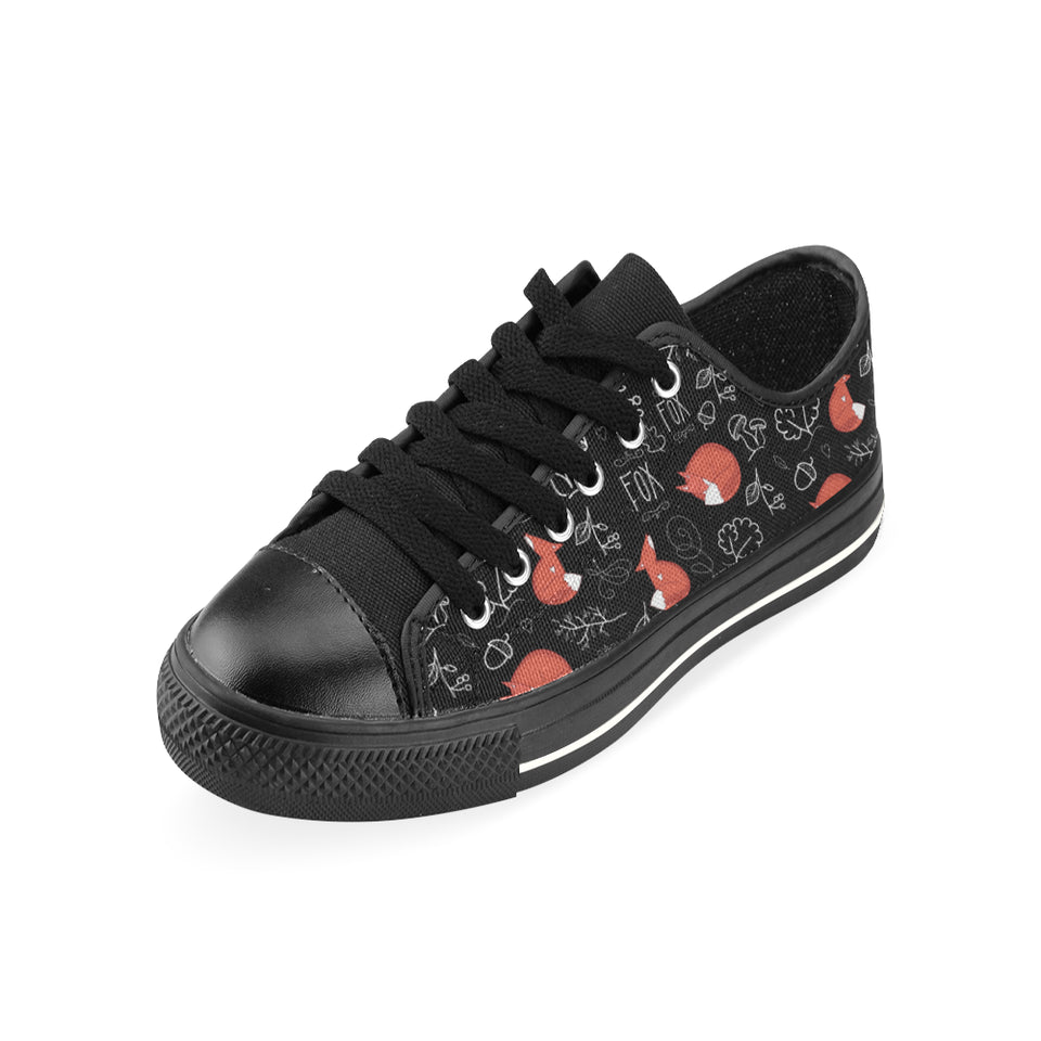 fox sleeping fox pattern Men's Low Top Canvas Shoes Black
