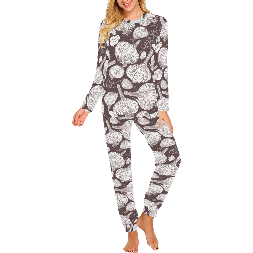 Garlic bulb dark background Women's All Over Print Pajama Set