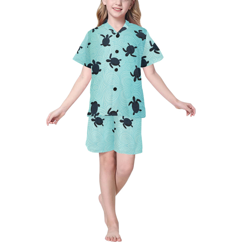 Sea turtle with blue ocean backgroud Kids' Boys' Girls' V-Neck Short Pajama Set