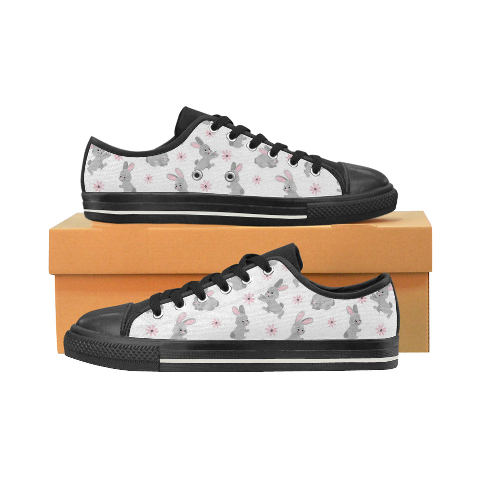 Watercolor cute rabbit pattern Women's Low Top Canvas Shoes Black