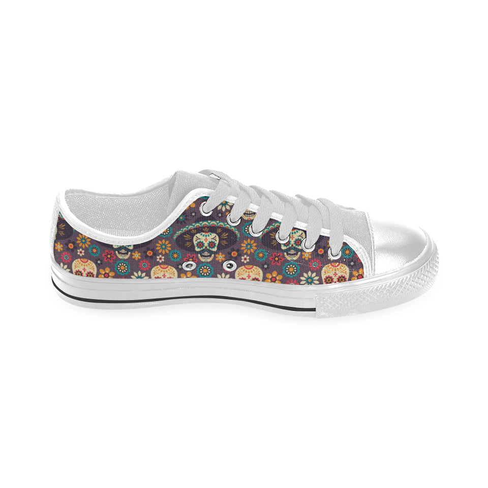Sugar skulls flower maxican pattern Men's Low Top Shoes White