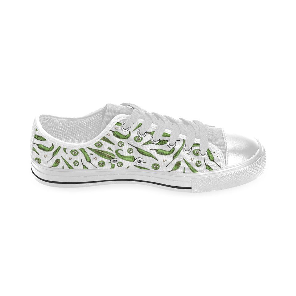 Hand drawn sketch style green Chili peppers patter Men's Low Top Shoes White
