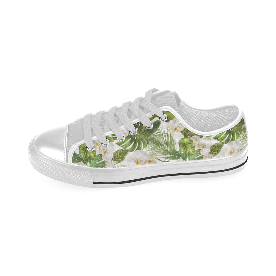 White orchid flower tropical leaves pattern Men's Low Top Canvas Shoes White