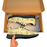 Saxophone cornet pattern yellow background Men's Sneaker Shoes