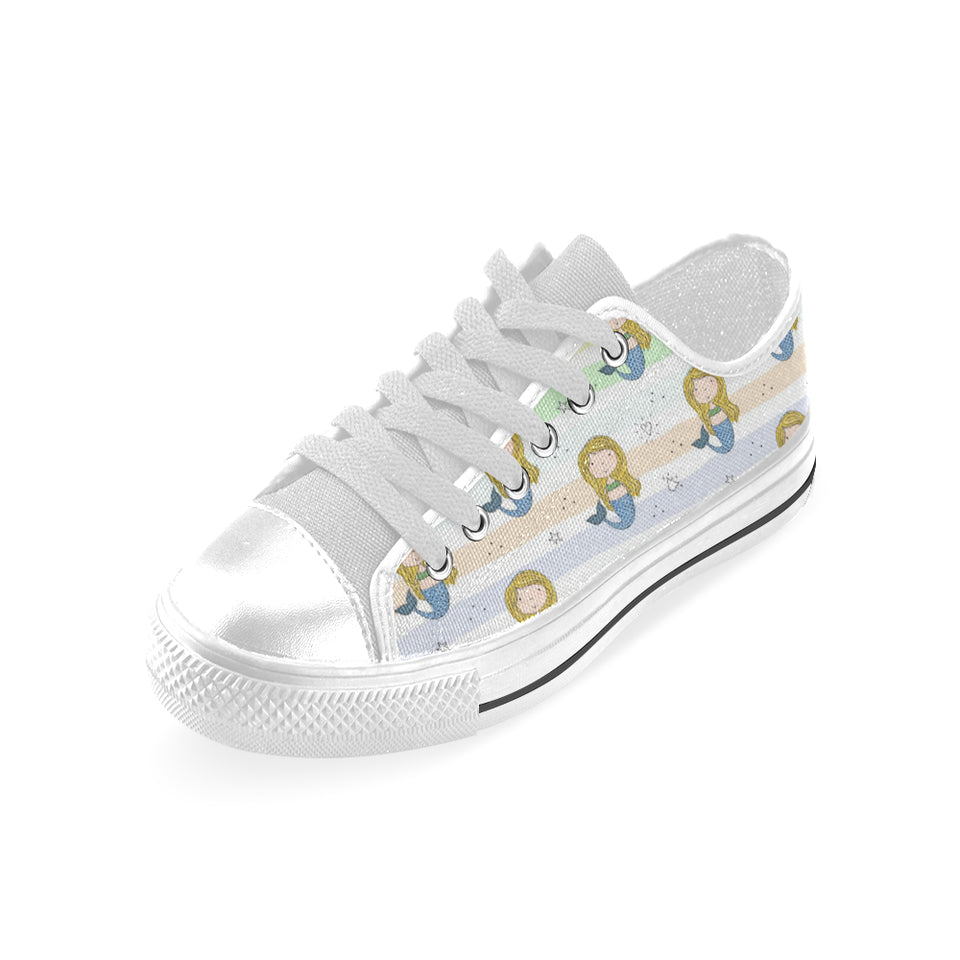 Cute hand drawn mermaid Men's Low Top Canvas Shoes White