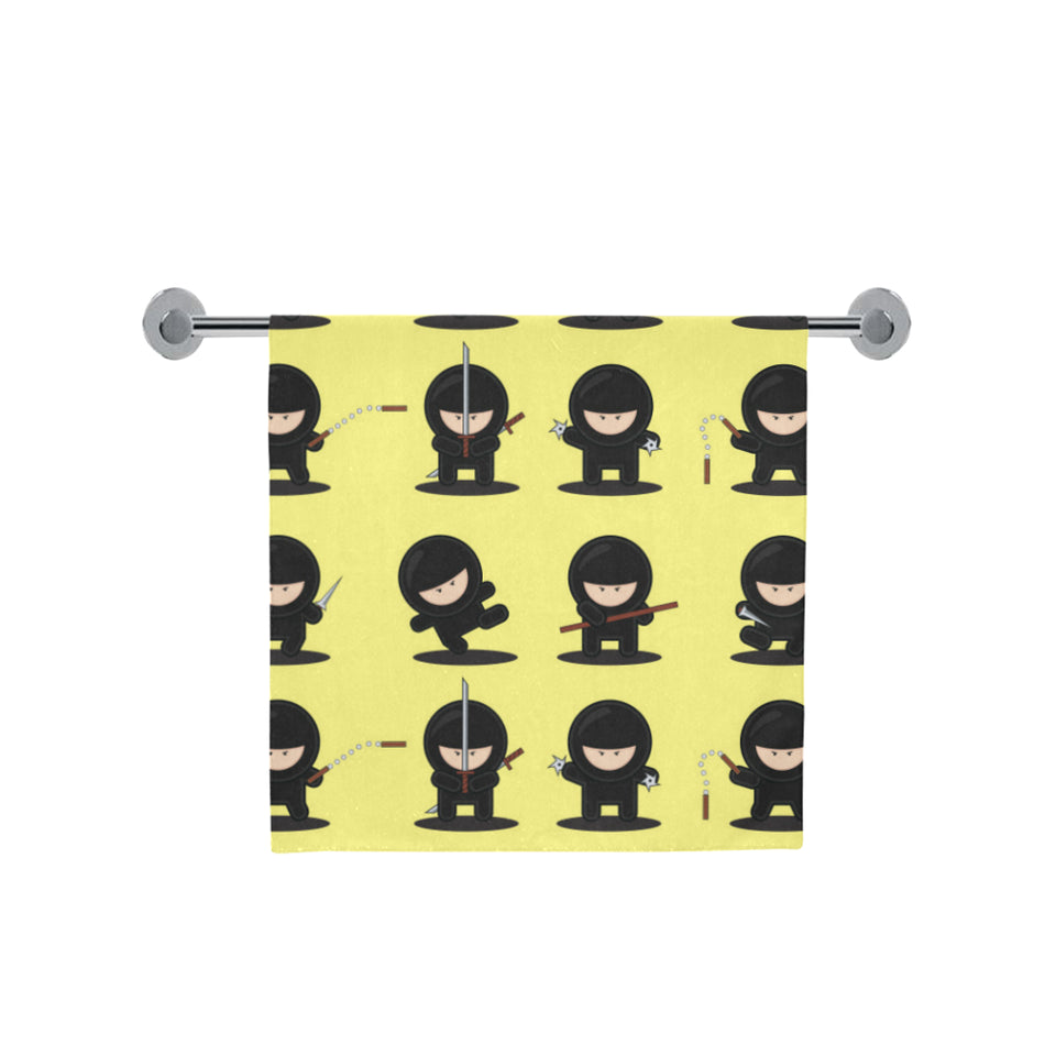 Cute ninja yellow background Bath Towel