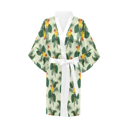 Beautiful parrot palm leaves pattern Women's Short Kimono Robe