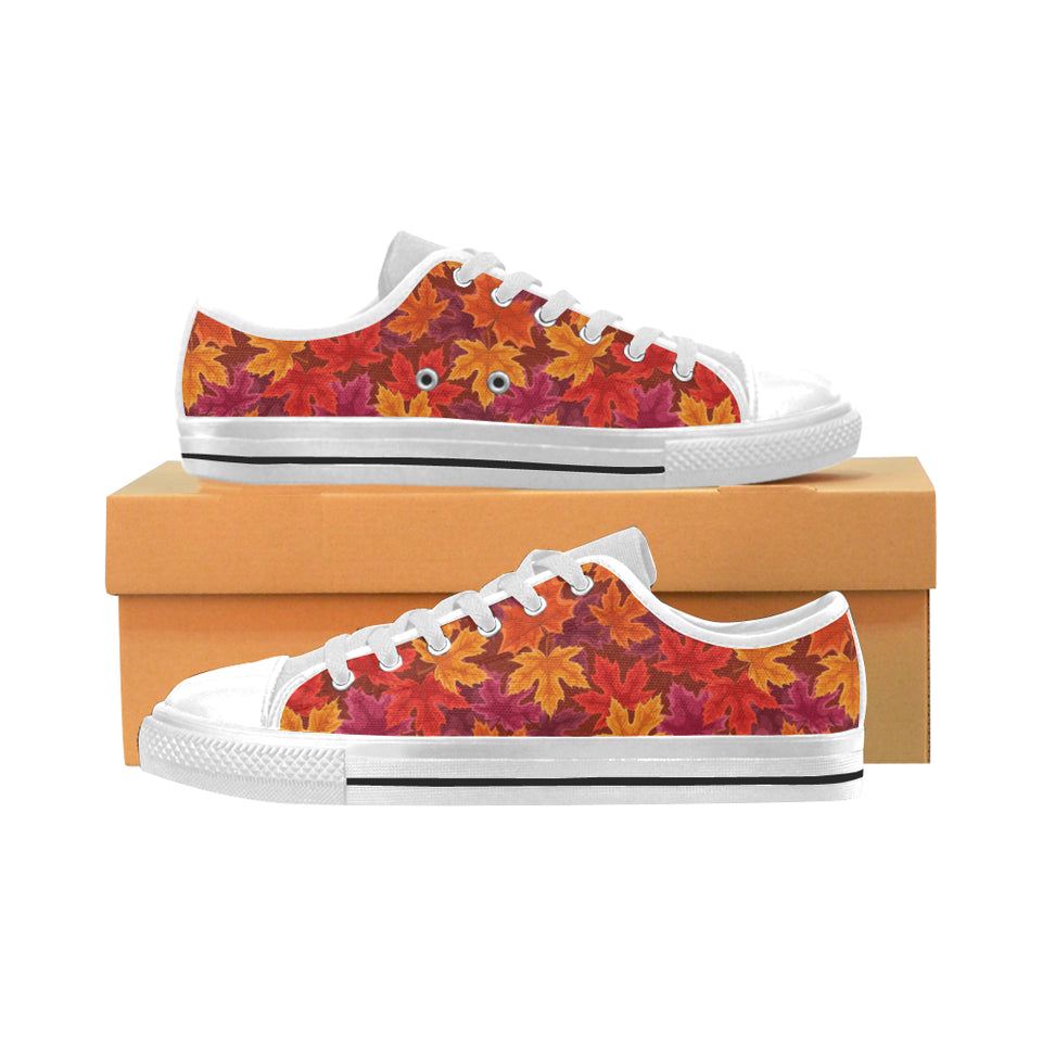 Autumn maple leaf pattern Men's Low Top Canvas Shoes White