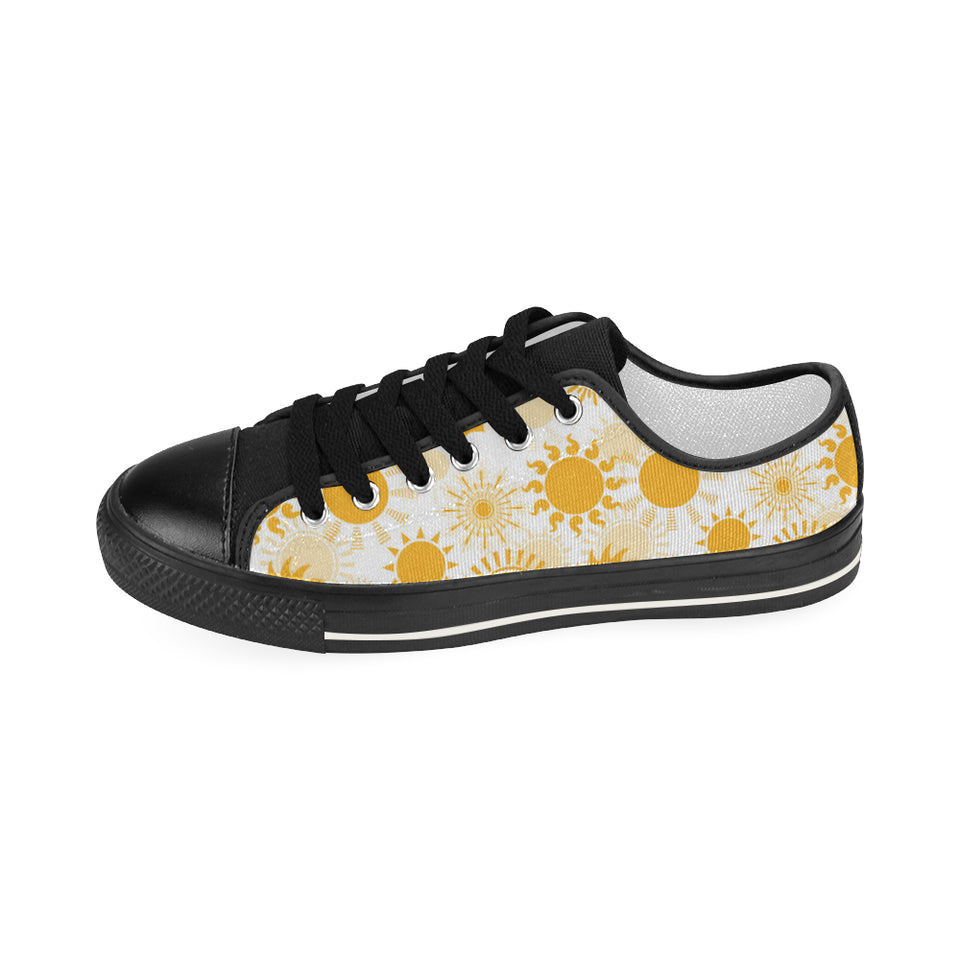 Sun design pattern Women's Low Top Canvas Shoes Black