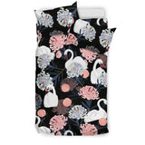 White Swan Blooming Flower Pattern Bedding Set