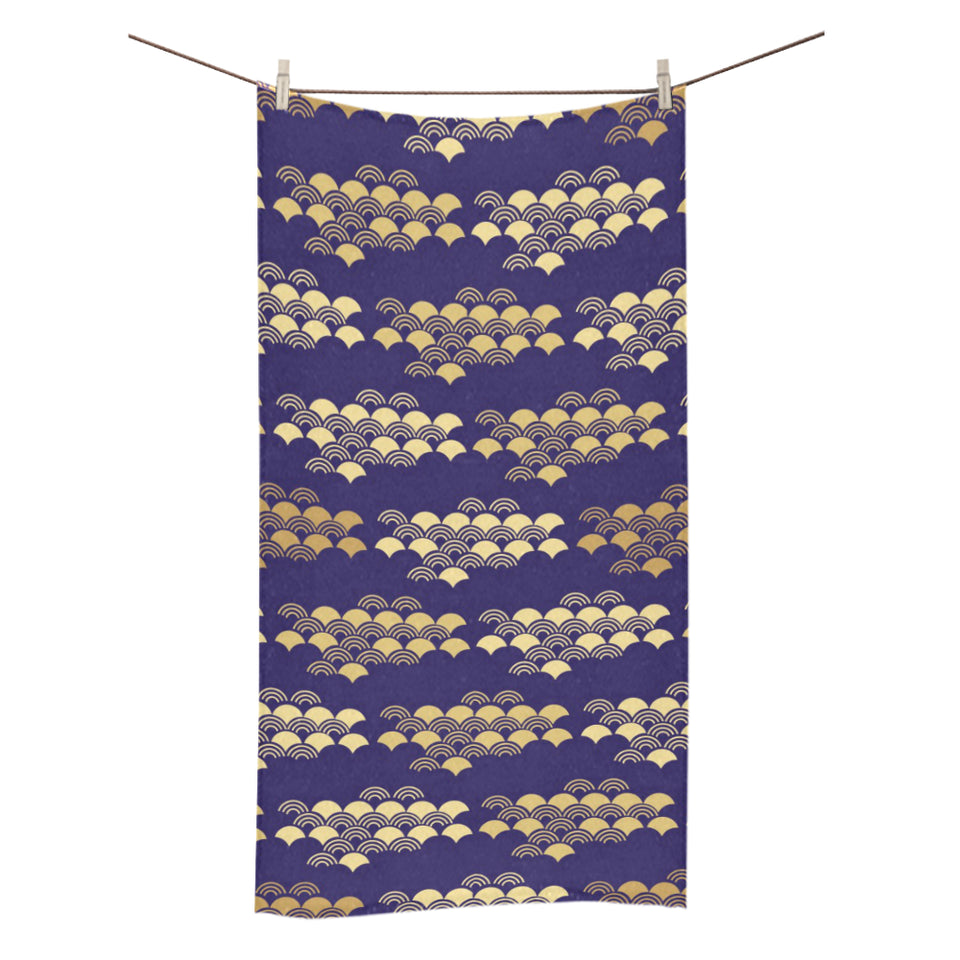 Beautiful japanese fan pattern Bath Towel