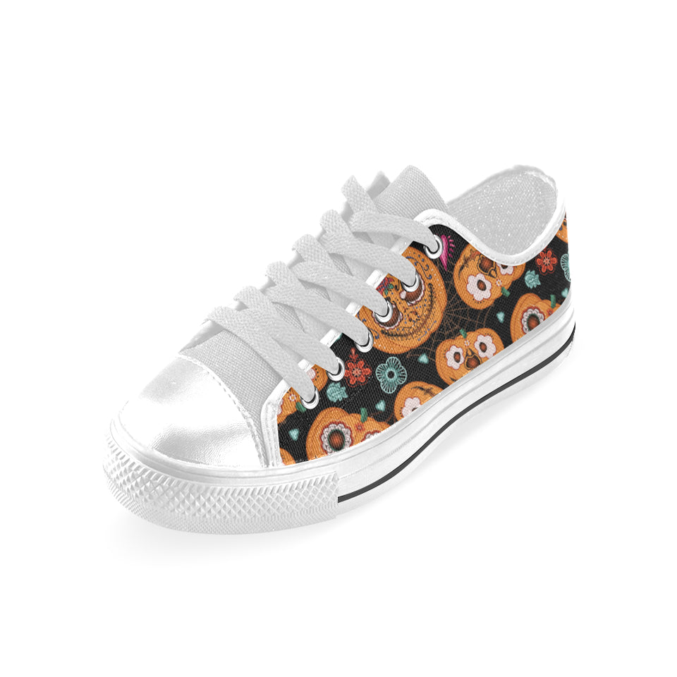Pumpkin flowers spiderweb Halloween theme Men's Low Top Shoes White