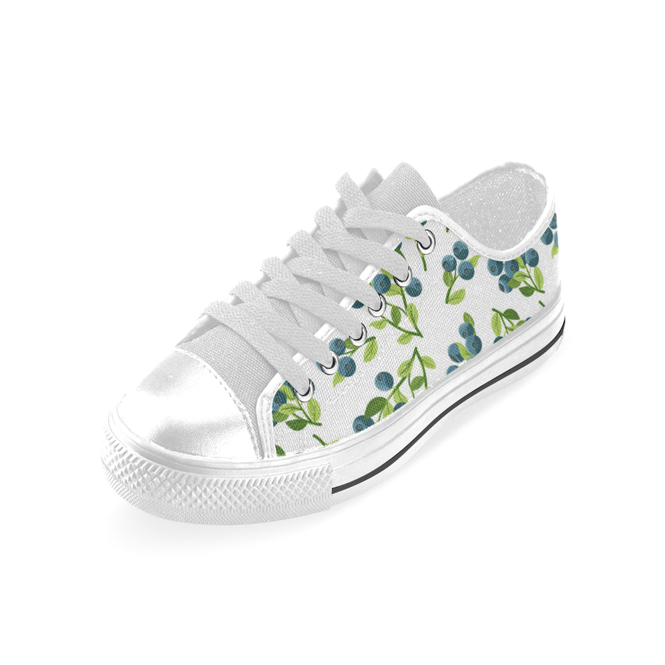 blueberry white background Men's Low Top Shoes White