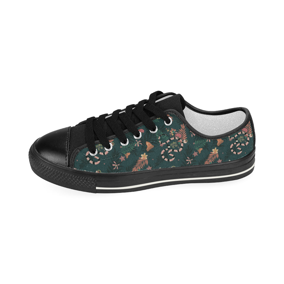 Snake forest pattern Women's Low Top Canvas Shoes Black