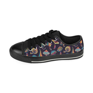 Colorful mushroom pattern Men's Low Top Canvas Shoes Black