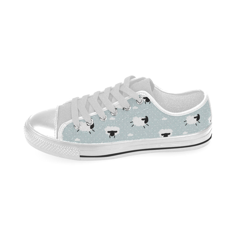 Sheep polka dot cloud pattern Men's Low Top Shoes White