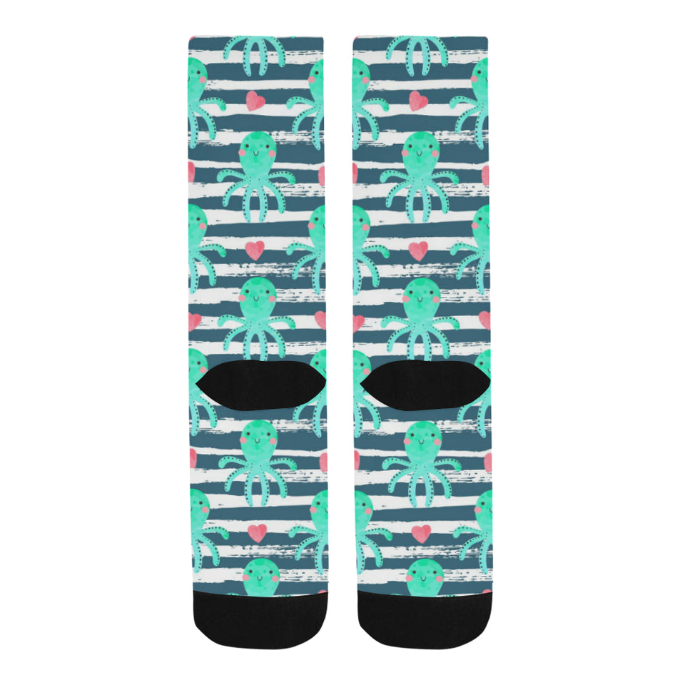 Cute octopuses heart striped background Crew Socks