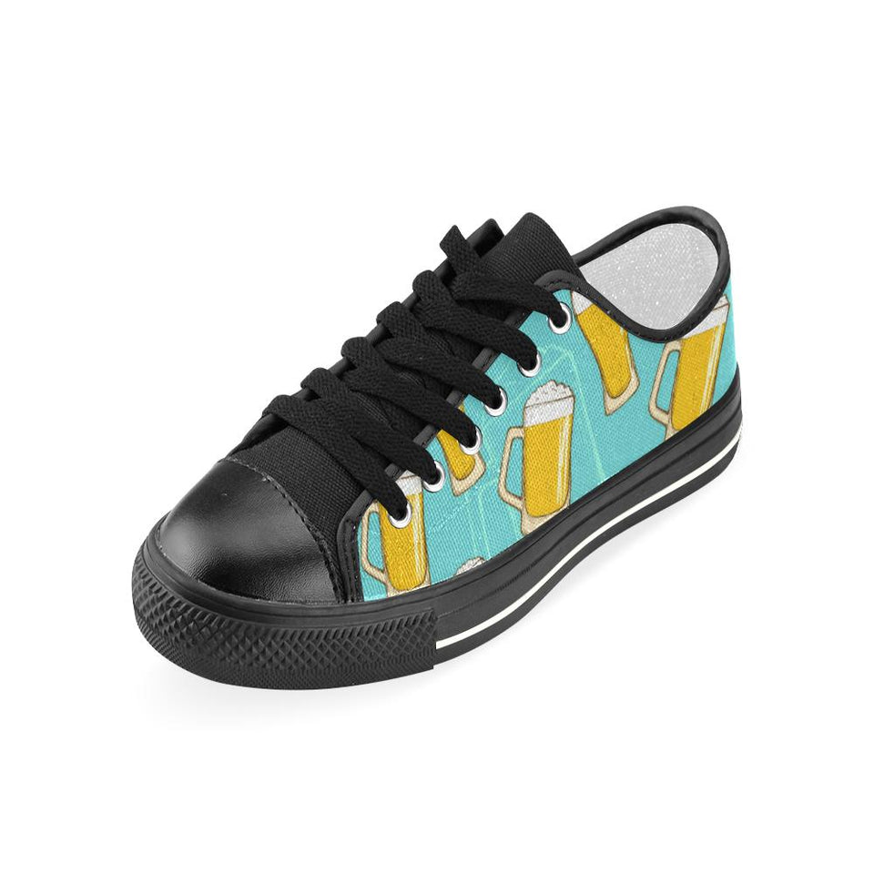 Beer pattern green background Kids' Boys' Girls' Low Top Canvas Shoes Black