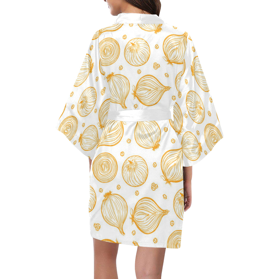 hand drawn onion pattern Women's Short Kimono Robe