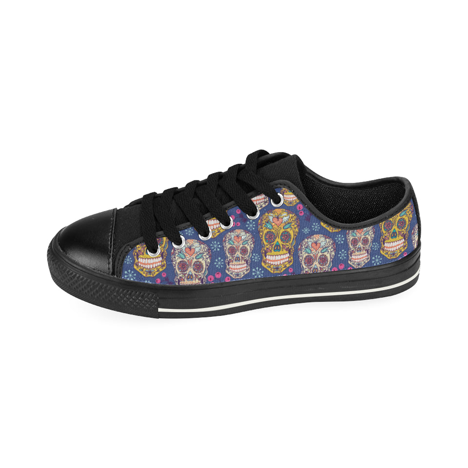 Sugar skull flower pattern Men's Low Top Canvas Shoes Black