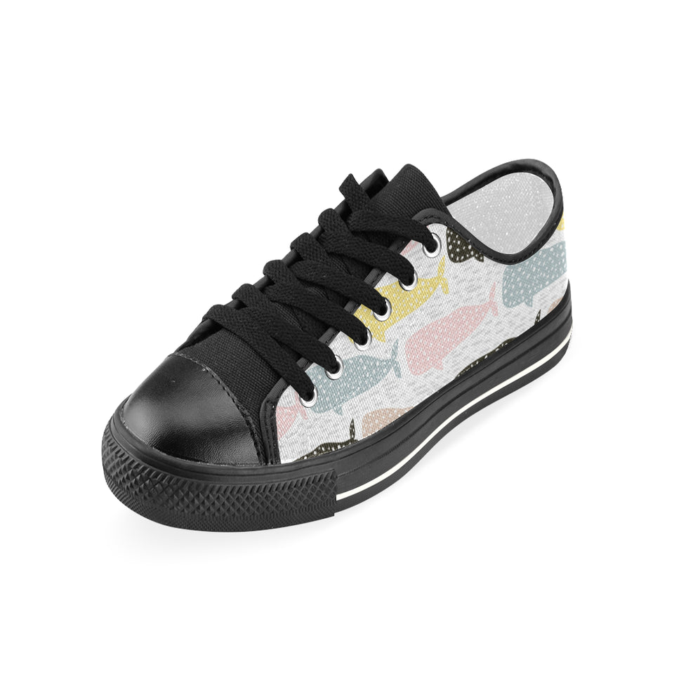 Whale dot pattern Women's Low Top Canvas Shoes Black