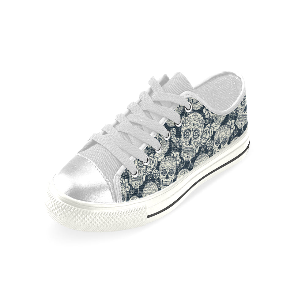 Sugar skull black white pattern Women's Low Top Canvas Shoes White