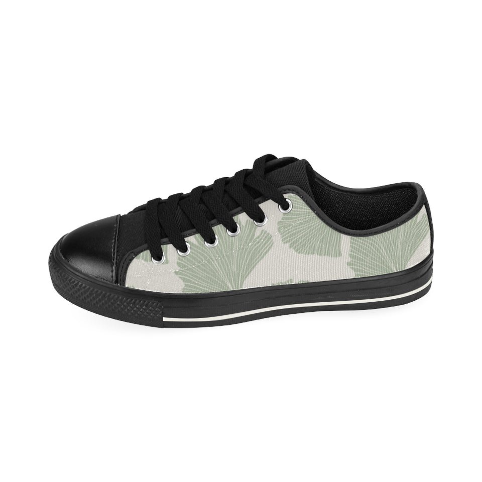 Ginkgo leaves pattern Men's Low Top Canvas Shoes Black