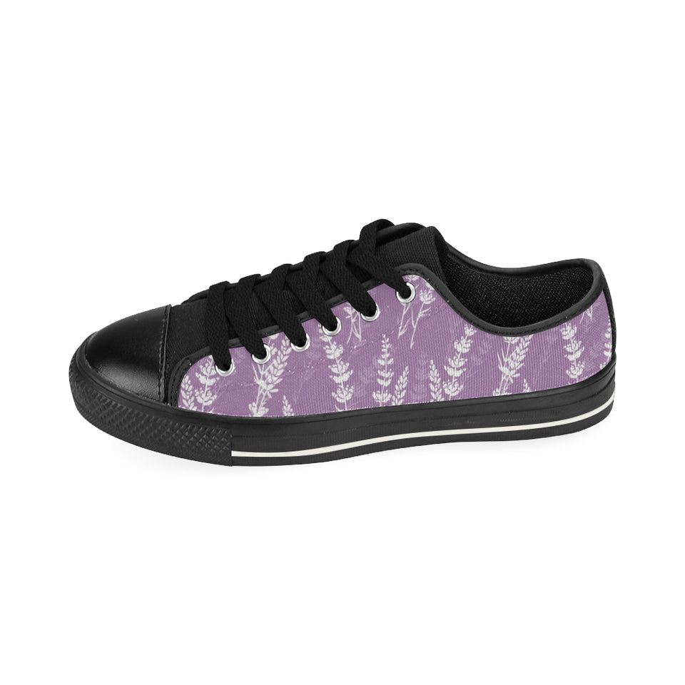 Lavender flowers purple pattern Men's Low Top Canvas Shoes Black