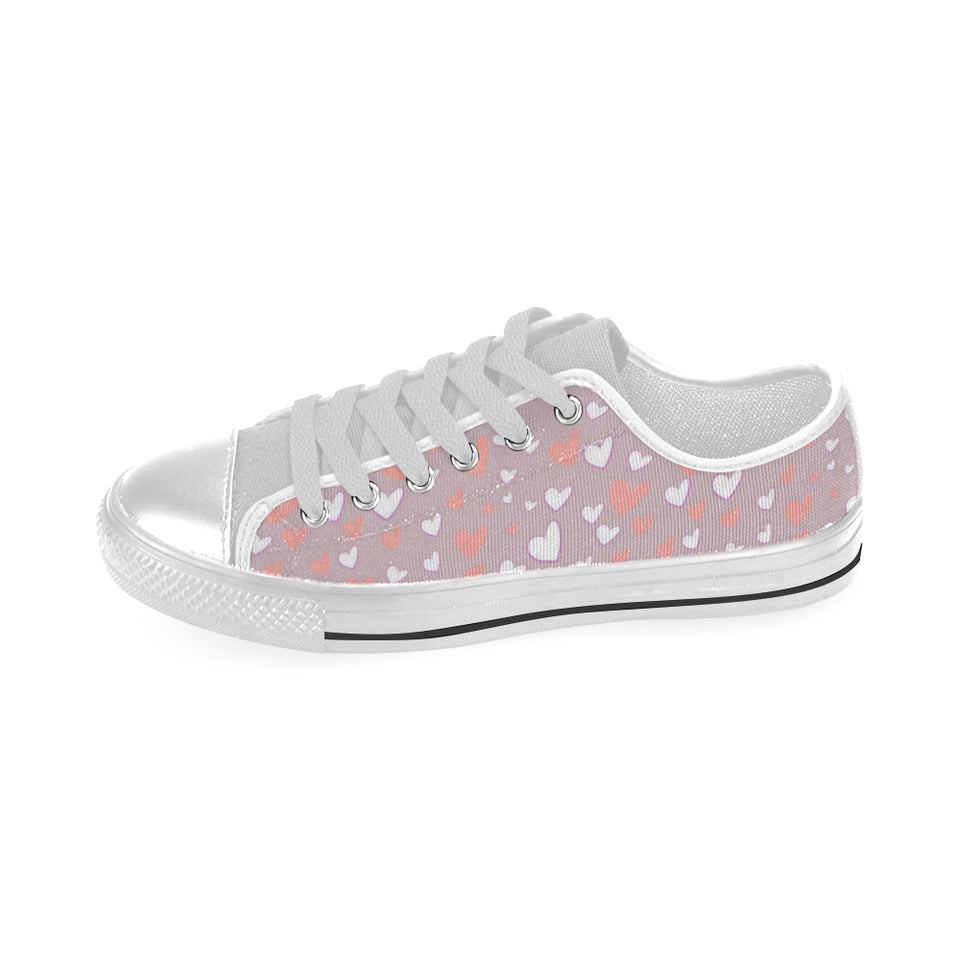 coral white heart pattern Men's Low Top Canvas Shoes White
