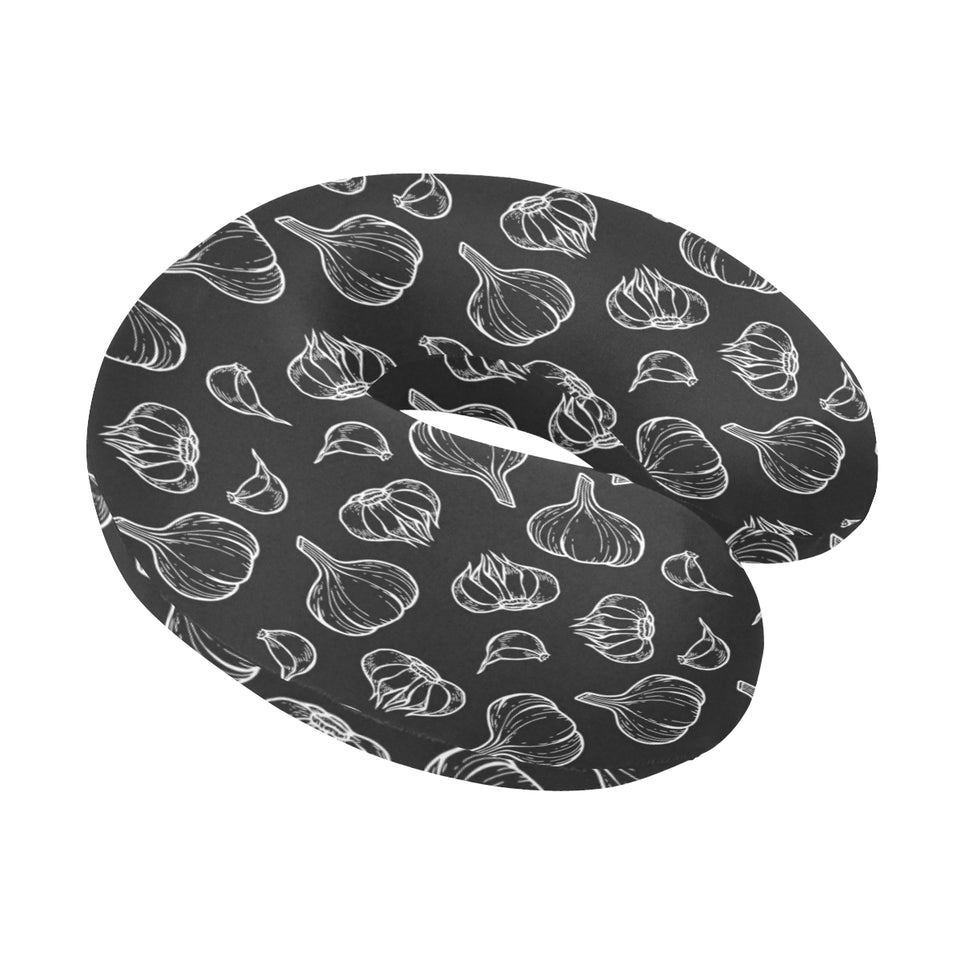 Garlic pattern black background U-Shaped Travel Neck Pillow