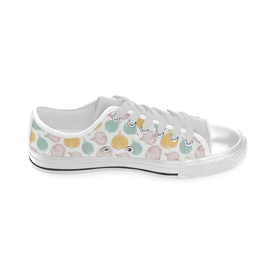 colorful onions white background Men's Low Top Canvas Shoes White