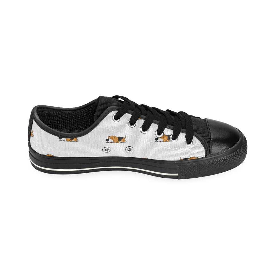 Cute beagle dog sleeping pattern Men's Low Top Canvas Shoes Black