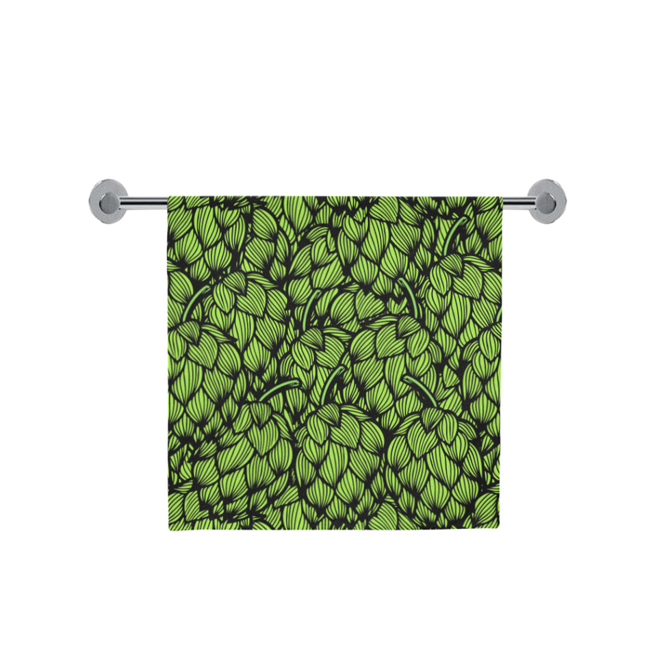 Green hop pattern Bath Towel