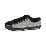 Beautiful deers Winter Christmas Men's Low Top Canvas Shoes Black