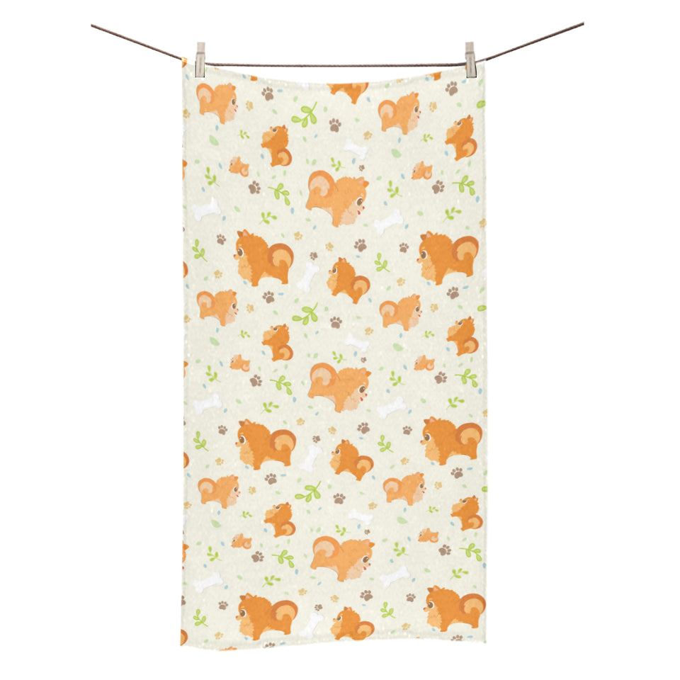 Cute brown pomeranian paw leave bone pattern Bath Towel