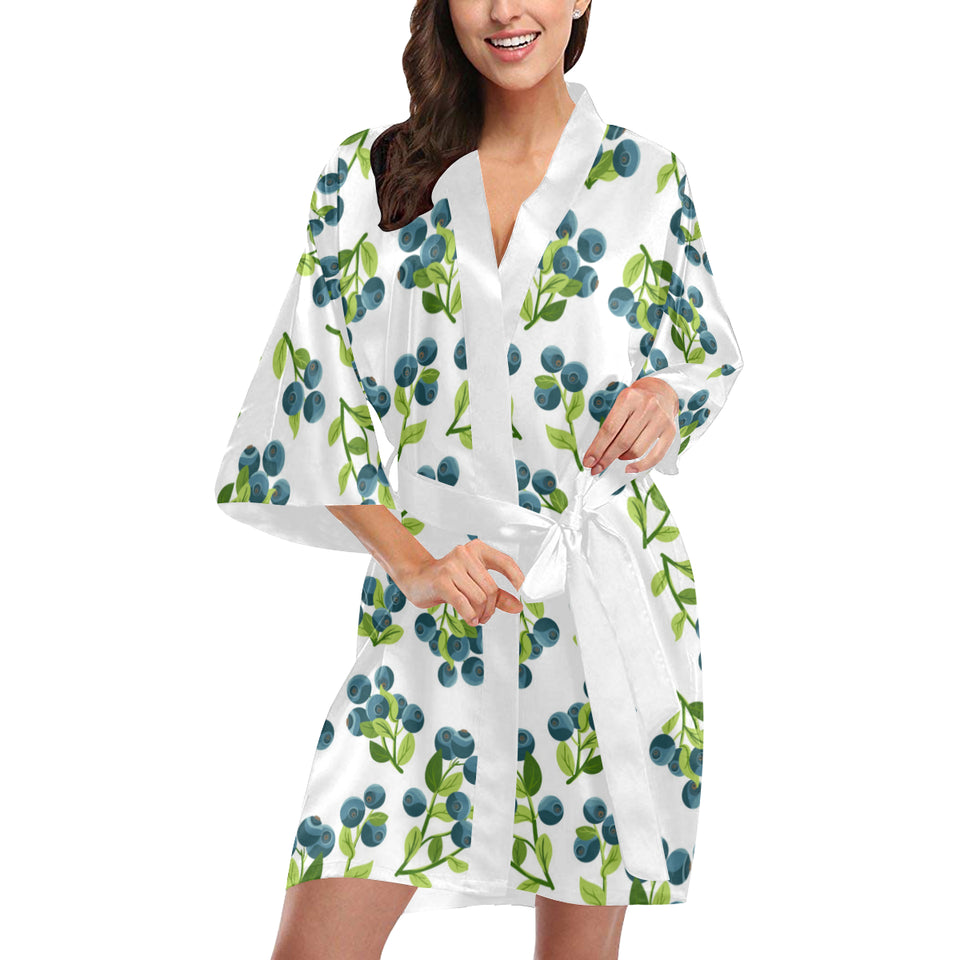 blueberry white background Women's Short Kimono Robe