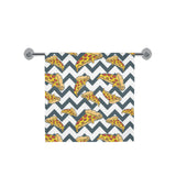 Pizza design pattern Bath Towel