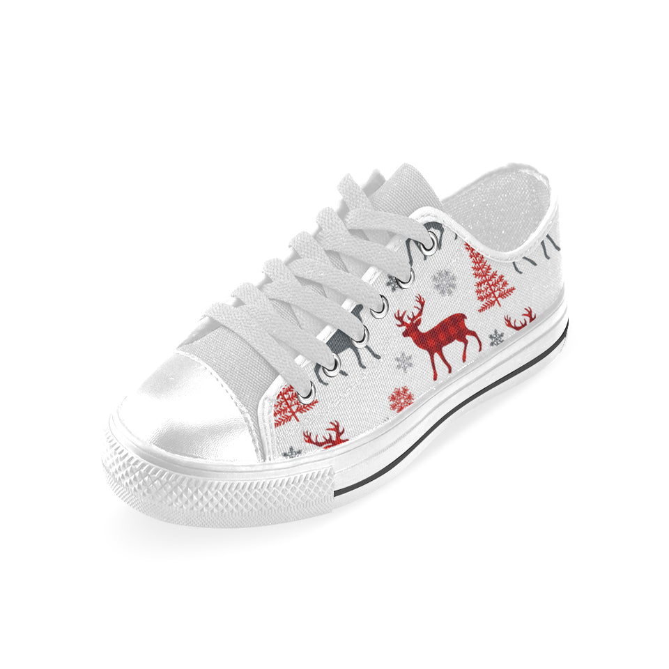 Deer tree snowflakes chrismas pattern Men's Low Top Canvas Shoes White