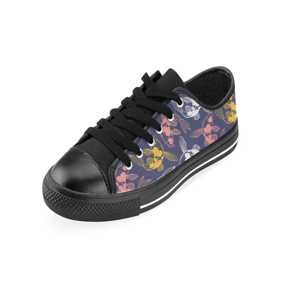 Koi Fish Carp Fish pattern Men's Low Top Canvas Shoes Black