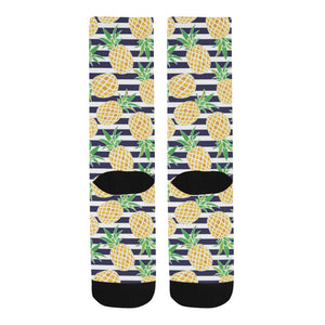 Pineapples pattern striped background Crew Socks