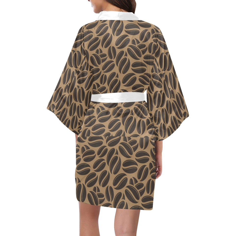 Coffee bean on brown background Women's Short Kimono Robe