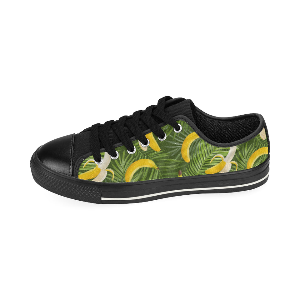 Banana Palm Leaves pattern Men's Low Top Canvas Shoes Black