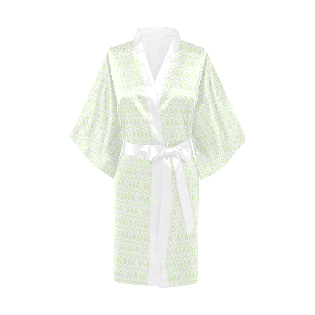 Cucumber pattern background Women's Short Kimono Robe