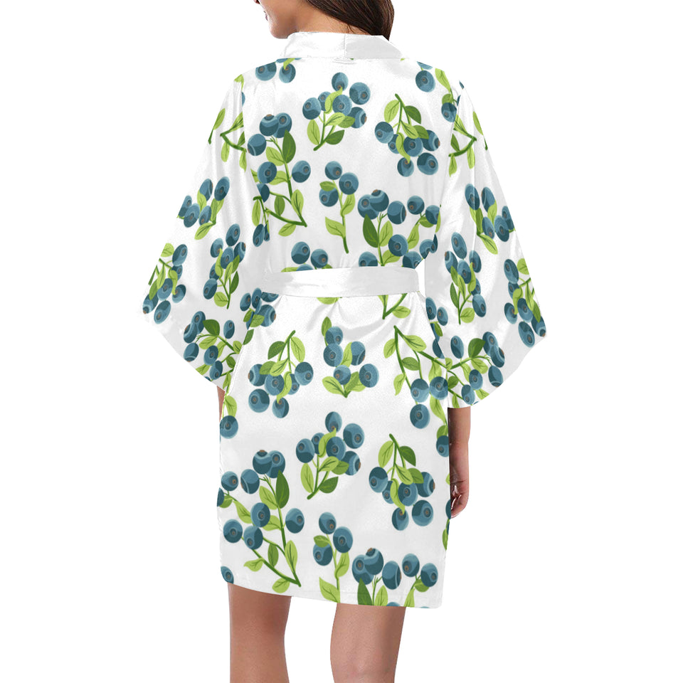 blueberry white background Women's Short Kimono Robe
