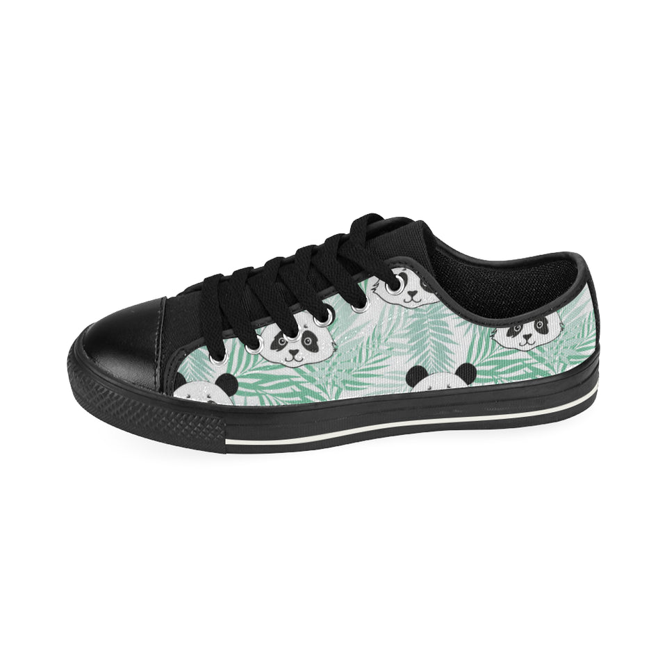 Panda pattern tropical leaves background Men's Low Top Canvas Shoes Black