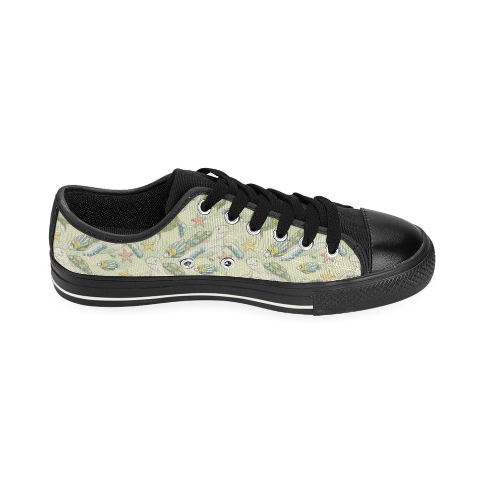 Hand drawn sea turtle fish pattern Men's Low Top Canvas Shoes Black